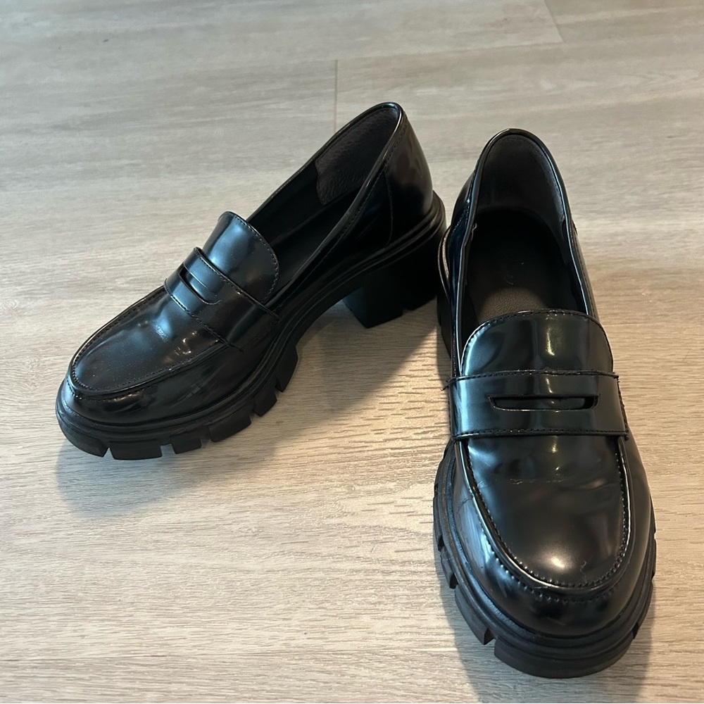 Classic Black Loafers - Picture 4 of 8